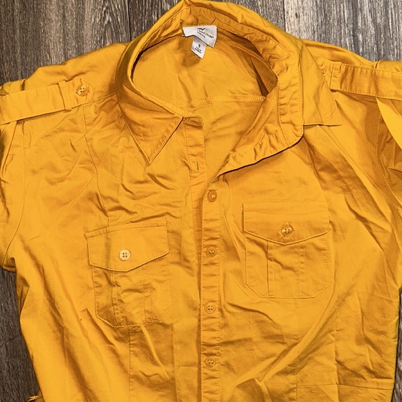 Gold Safari Top - Picture 2 of 3